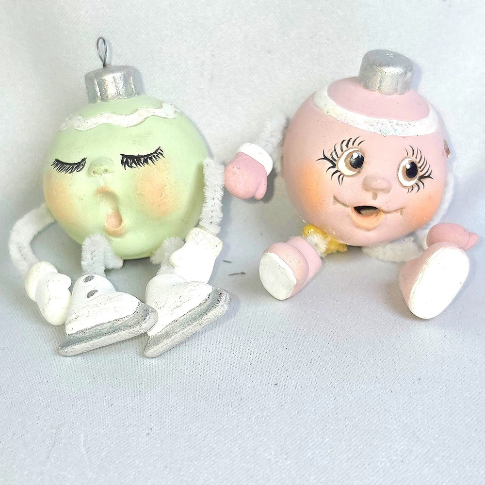 VNG Anthropomorphic Christmas Shelf Sitters Set of 2 Pink Green Kitsch Figures